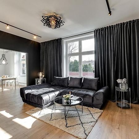 Jan III Sobieski - Luksusowy Apartament L Z Darmowym Prywatnym Parkingiem กลีวิตเซ ภายนอก รูปภาพ